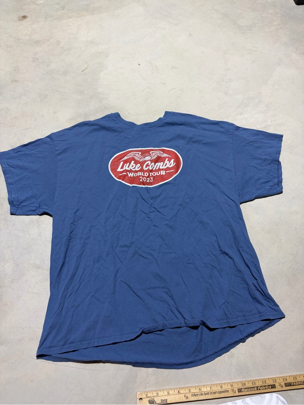 Luke combs world tour 2023 Blue Graphic T-Shirt 2XL
